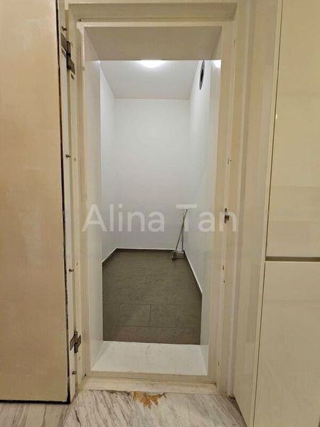 3 Bed Condo for Rent in  The Sorrento - Image 8